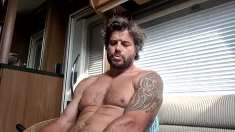 Snapshot of pete_le_meat chatting on 06/14/26, 07:54 pete_le_meat online show from 06/14/26, 07:54