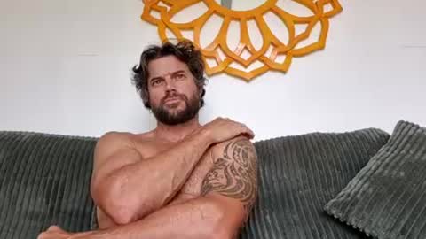 Snapshot of pete_le_meat chatting on 06/15/26, 03:14 pete_le_meat online show from 06/15/26, 03:14