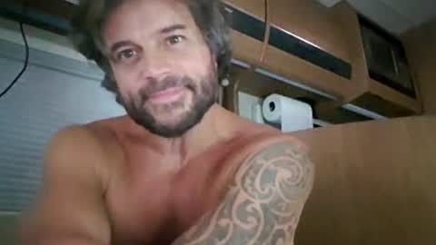 Snapshot of pete_le_meat chatting on 07/16/26, 02:56 pete_le_meat online show from 07/16/26, 02:56