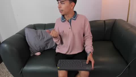 Peter online show from 11/25/25, 06:30