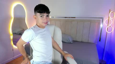 Peter online show from 01/13/26, 02:22