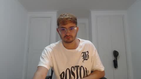 Snapshot of peter_x_annaud chatting on 01/31/25, 11:03 FELIPE online show from 01/31/25, 11:03