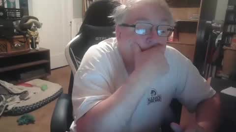 peterinohio57 online show from 10/20/25, 11:10