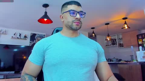 Snapshot of peterjack7 chatting on 12/21/24, 04:57 Peter Jack online show from 12/21/24, 04:57