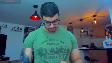 Snapshot of peterjack7 chatting on 02/12/25, 04:54 Peter Jack online show from 02/12/25, 04:54