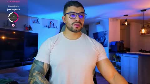 Snapshot of peterjack7 chatting on 09/11/25, 11:49 Peter Jack online show from 09/11/25, 11:49