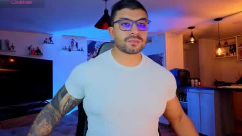 Snapshot of peterjack7 chatting on 09/17/25, 02:13 Peter Jack online show from 09/17/25, 02:13