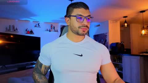 Snapshot of peterjack7 chatting on 09/22/25, 12:23 Peter Jack online show from 09/22/25, 12:23