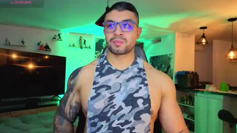 Snapshot of peterjack7 chatting on 10/28/25, 02:59 Peter Jack online show from 10/28/25, 02:59