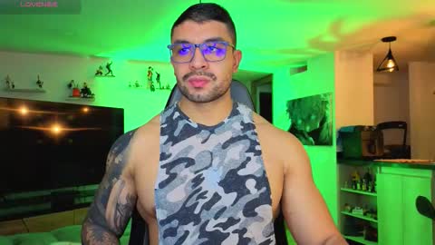 Snapshot of peterjack7 chatting on 11/01/25, 02:35 Peter Jack online show from 11/01/25, 02:35