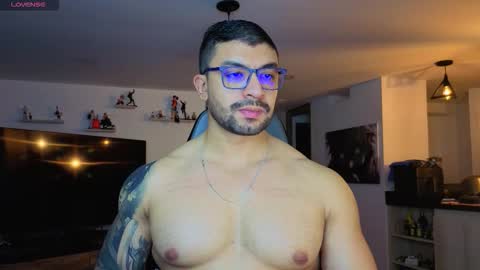 Snapshot of peterjack7 chatting on 11/05/25, 04:23 Peter Jack online show from 11/05/25, 04:23