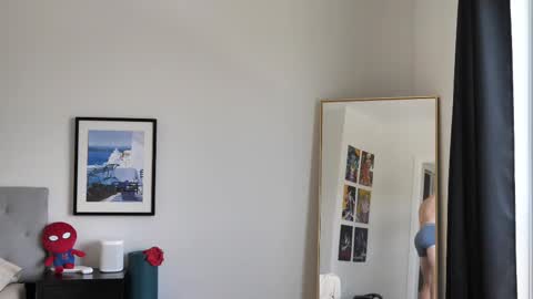 Peter Parker online show from 09/12/25, 05:57