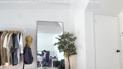 Peter Parker online show from 04/17/26, 07:28