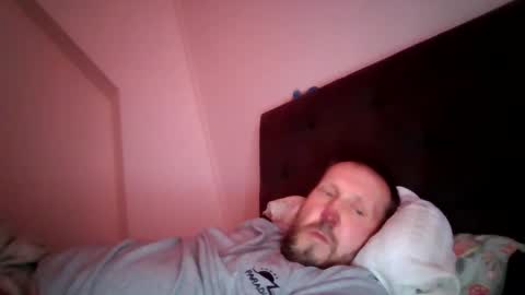 jelle online show from 03/25/26, 12:44