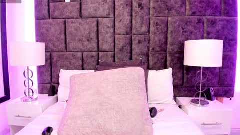 Im Rosse but u can call me Rossie or Rosita . online show from 02/04/25, 10:02