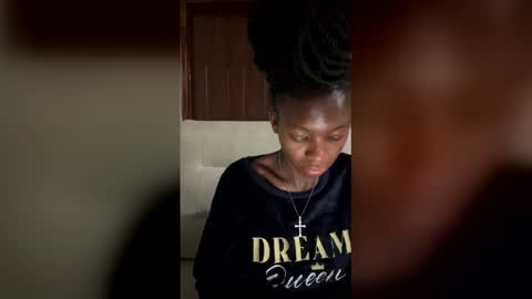 petite_divah254 online show from 02/01/26, 06:06