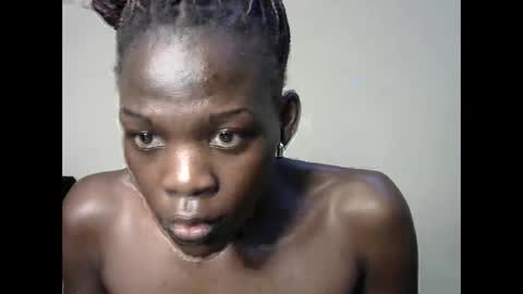 petite_lavi2 online show from 12/20/24, 09:54