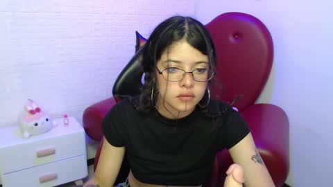 Melody online show from 03/20/26, 02:33