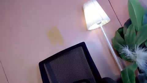 petite_steffi69 online show from 03/28/26, 02:00