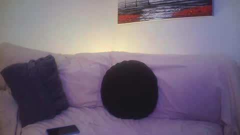 Snapshot of petite_treat_ chatting on 02/02/25, 08:13 petite treat online show from 02/02/25, 08:13