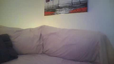 Snapshot of petite_treat_ chatting on 02/08/25, 10:50 petite treat online show from 02/08/25, 10:50