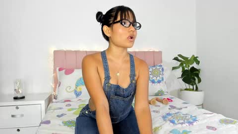 Danna  online show from 01/11/25, 10:40