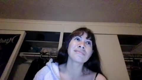 Petitedoll30 online show from 02/08/25, 04:25