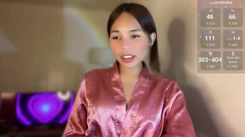 Snapshot of petitegirlx69 chatting on 06/07/26, 05:38 miss lisa online show from 06/07/26, 05:38