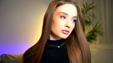 Petitegonwiild online show from 09/21/25, 09:05