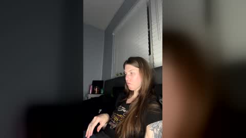 Snapshot of petiteratt chatting on 05/29/26, 03:59 I am very new and dont know what im doing lol online show from 05/29/26, 03:59