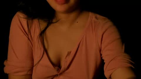 Snapshot of petitgirl_ chatting on 06/07/26, 02:27 J A S S online show from 06/07/26, 02:27