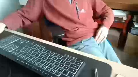 Snapshot of petitwilly chatting on 03/13/26, 10:00 petitwilly online show from 03/13/26, 10:00