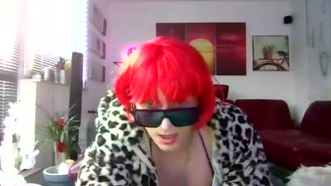 LIZA online show from 04/19/26, 06:13