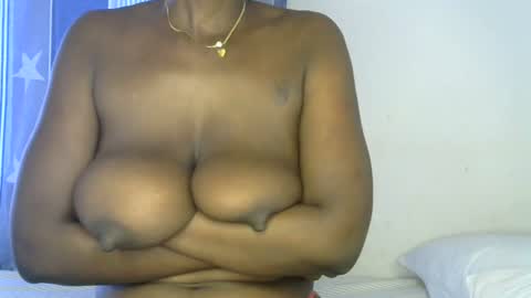 Snapshot of pettite_cora1 chatting on 07/19/26, 11:25 pettite_cora1 online show from 07/19/26, 11:25