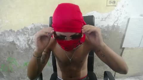 petty_boy777 online show from 12/22/25, 12:24