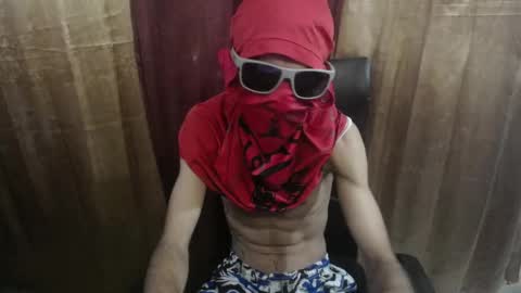 petty_boy777 online show from 01/09/26, 09:34