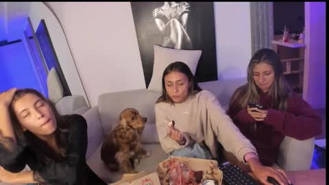 Peyton   online show from 10/16/25, 01:50