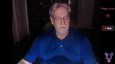 Snapshot of pghk2000 chatting on 05/10/26, 04:28 George online show from 05/10/26, 04:28