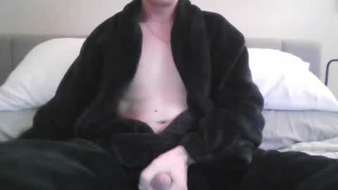 pgramlin09 online show from 11/01/25, 06:32