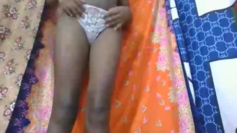 phania185885 online show from 03/23/26, 05:50