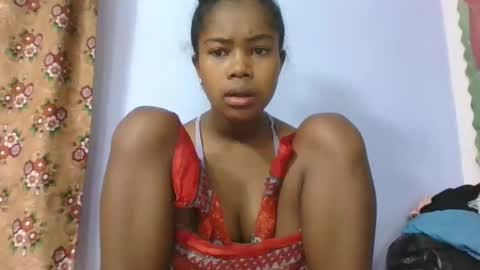 phania185885 online show from 03/29/26, 03:45