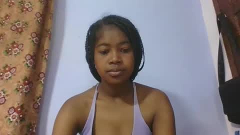 phania185885 online show from 04/12/26, 04:50