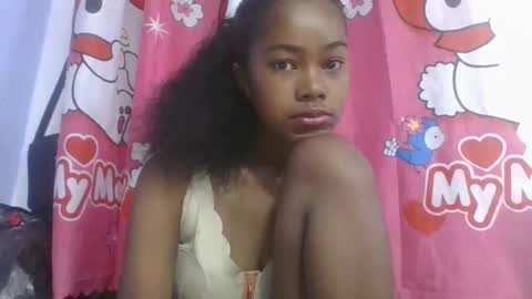 phania185885 online show from 04/16/26, 04:35