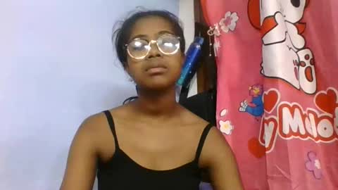 Snapshot of phania185885 chatting on 06/09/26, 05:19 phania185885 online show from 06/09/26, 05:19