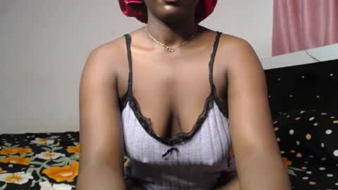 Snapshot of phat_pussylips chatting on 03/03/26, 01:23 tatiana online show from 03/03/26, 01:23