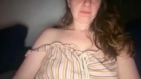 Snapshot of pheobetiger chatting on 05/29/26, 04:43 Pheobe Tiger online show from 05/29/26, 04:43