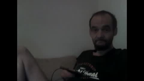 Snapshot of phil210283 chatting on 01/25/25, 03:09 phil210283 online show from 01/25/25, 03:09