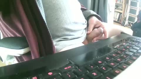 Snapshot of philache04 chatting on 10/27/25, 10:41 Gabu online show from 10/27/25, 10:41