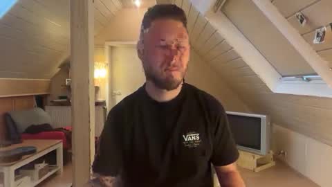 Ben 1995 online show from 02/28/26, 08:48