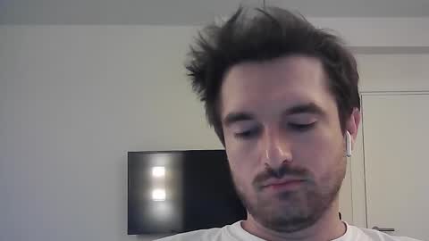 PhilipBorison online show from 09/17/25, 05:53